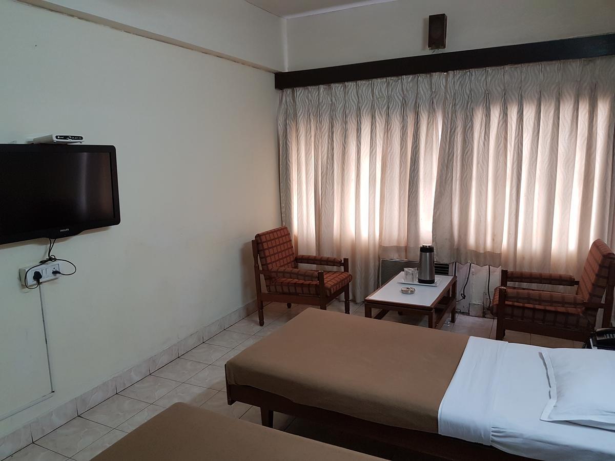 Hotel Siddhartha Хайдарабад Экстерьер фото