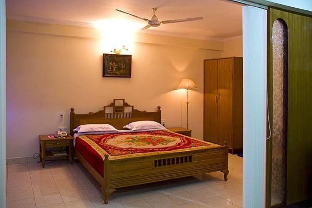 Hotel Siddhartha Хайдарабад Экстерьер фото